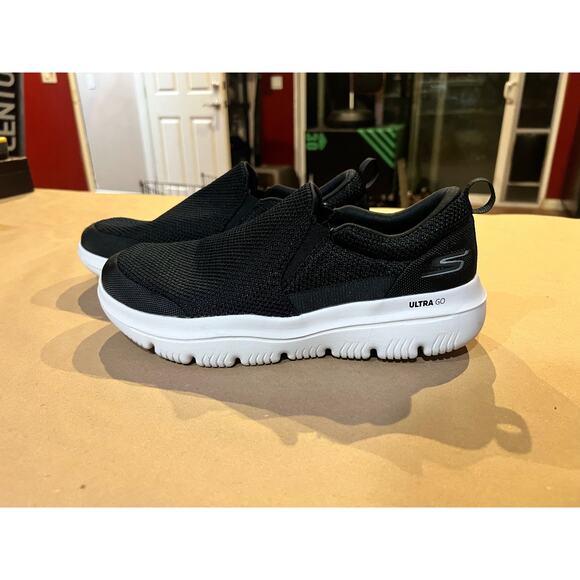 Skechers Men's Performance Go Walk Evolution Ultra Immpecable Shoe 10 Black - Picture 3 of 13